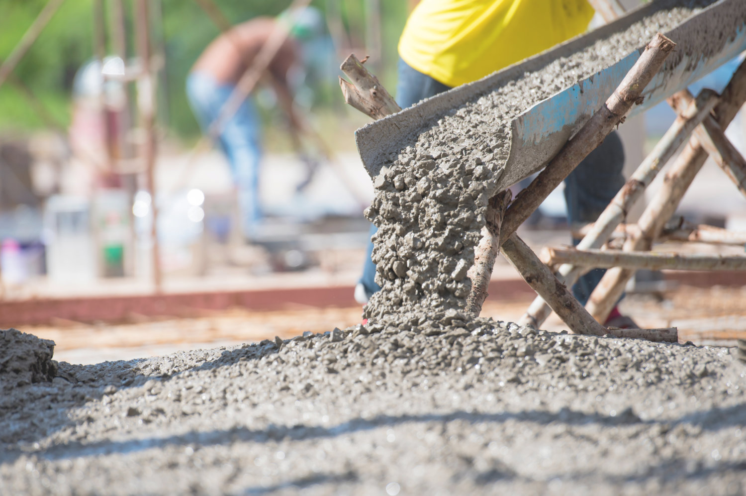 Concrete pouring during commercial concreting